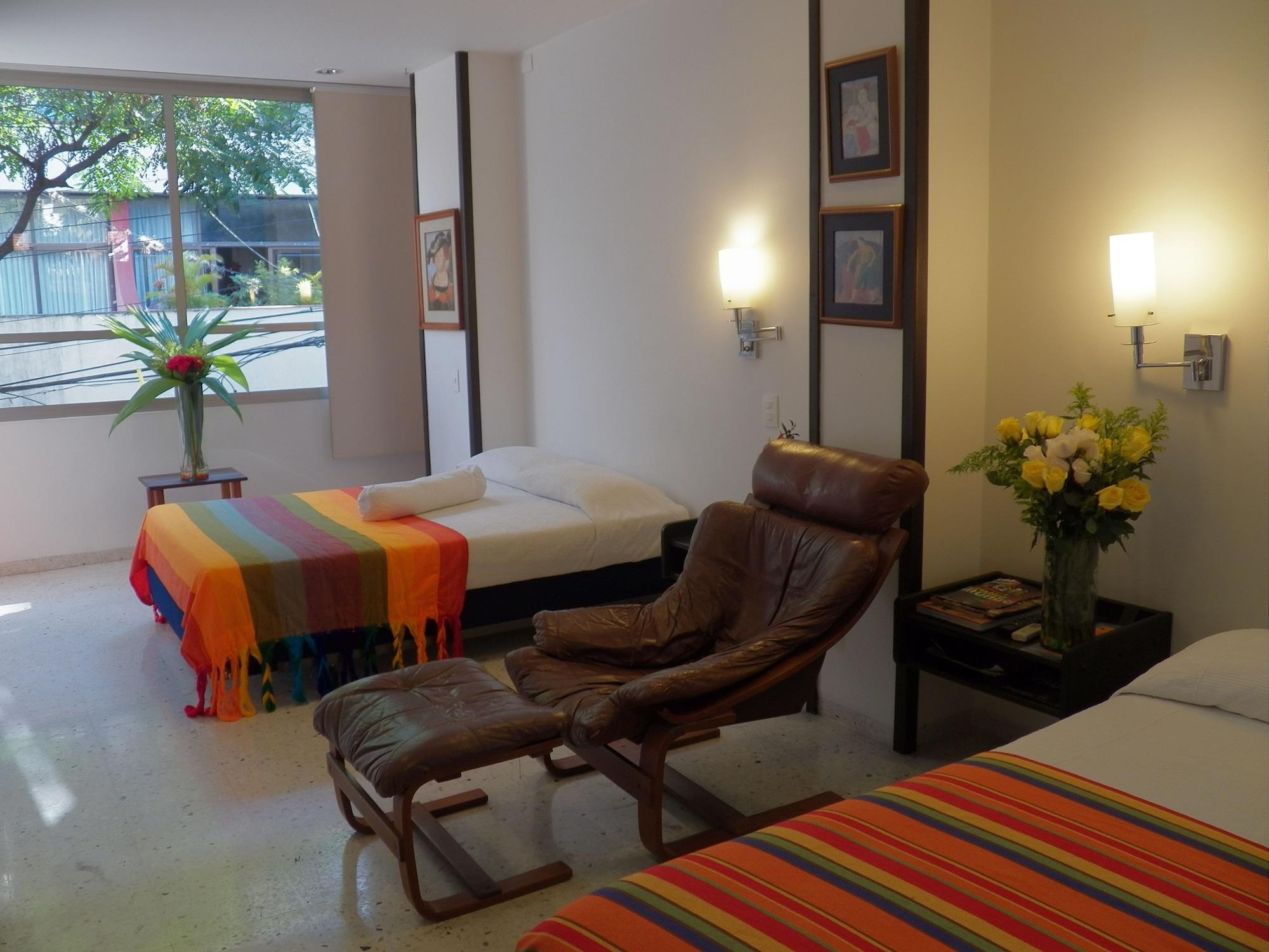 Hotel Casa Santa Monica Norte كالي المظهر الخارجي الصورة