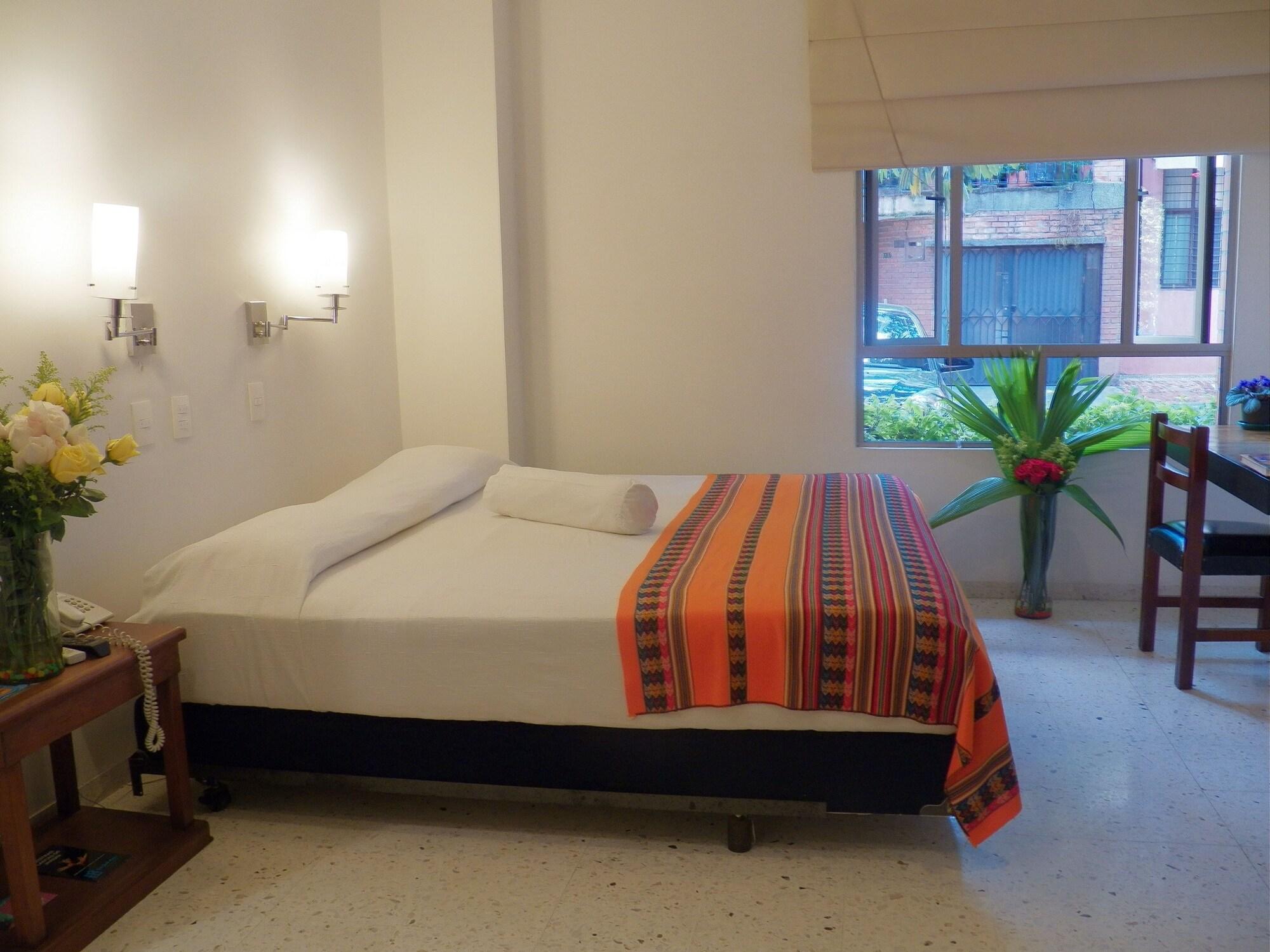 Hotel Casa Santa Monica Norte كالي المظهر الخارجي الصورة