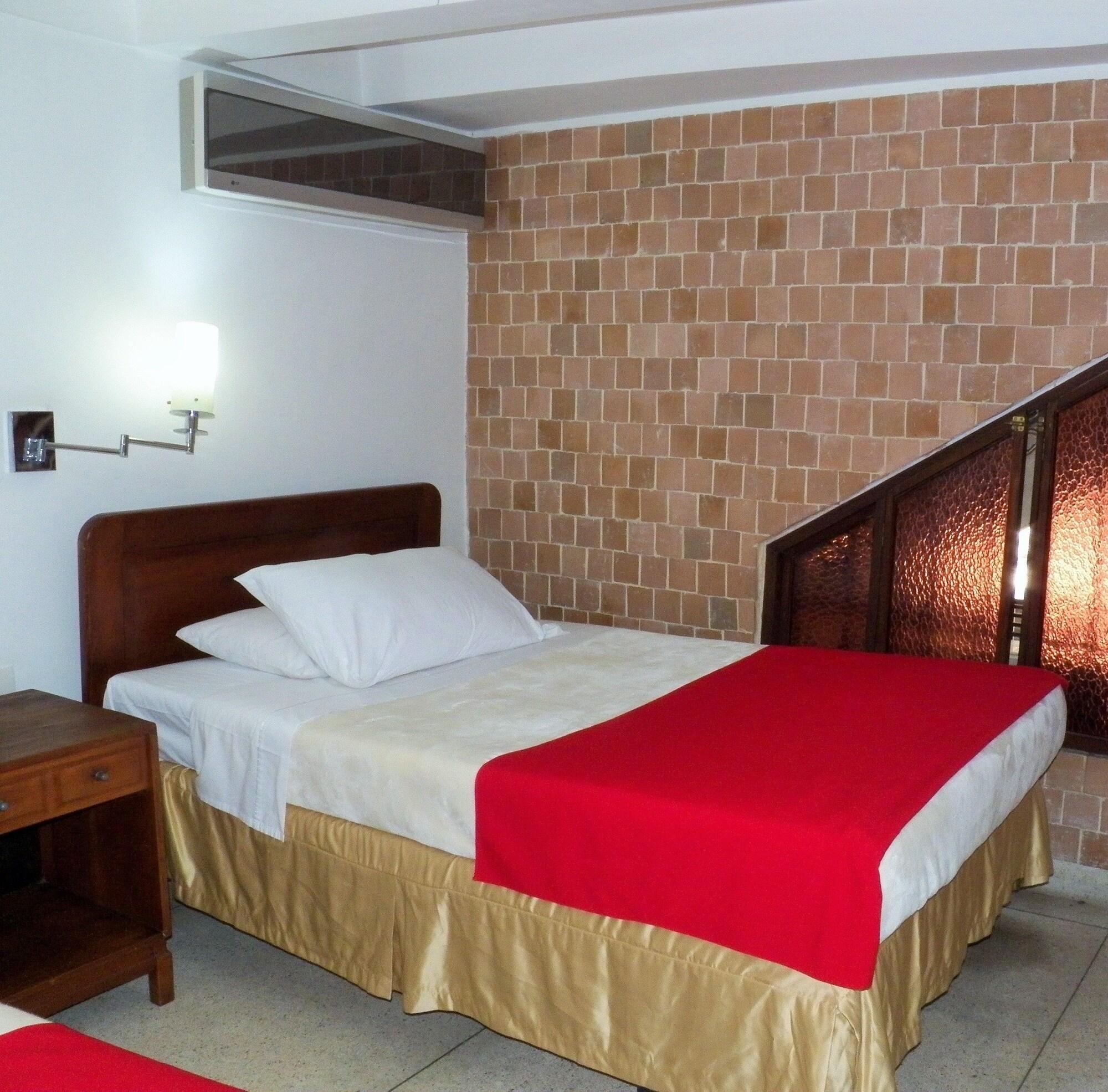 Hotel Casa Santa Monica Norte كالي المظهر الخارجي الصورة