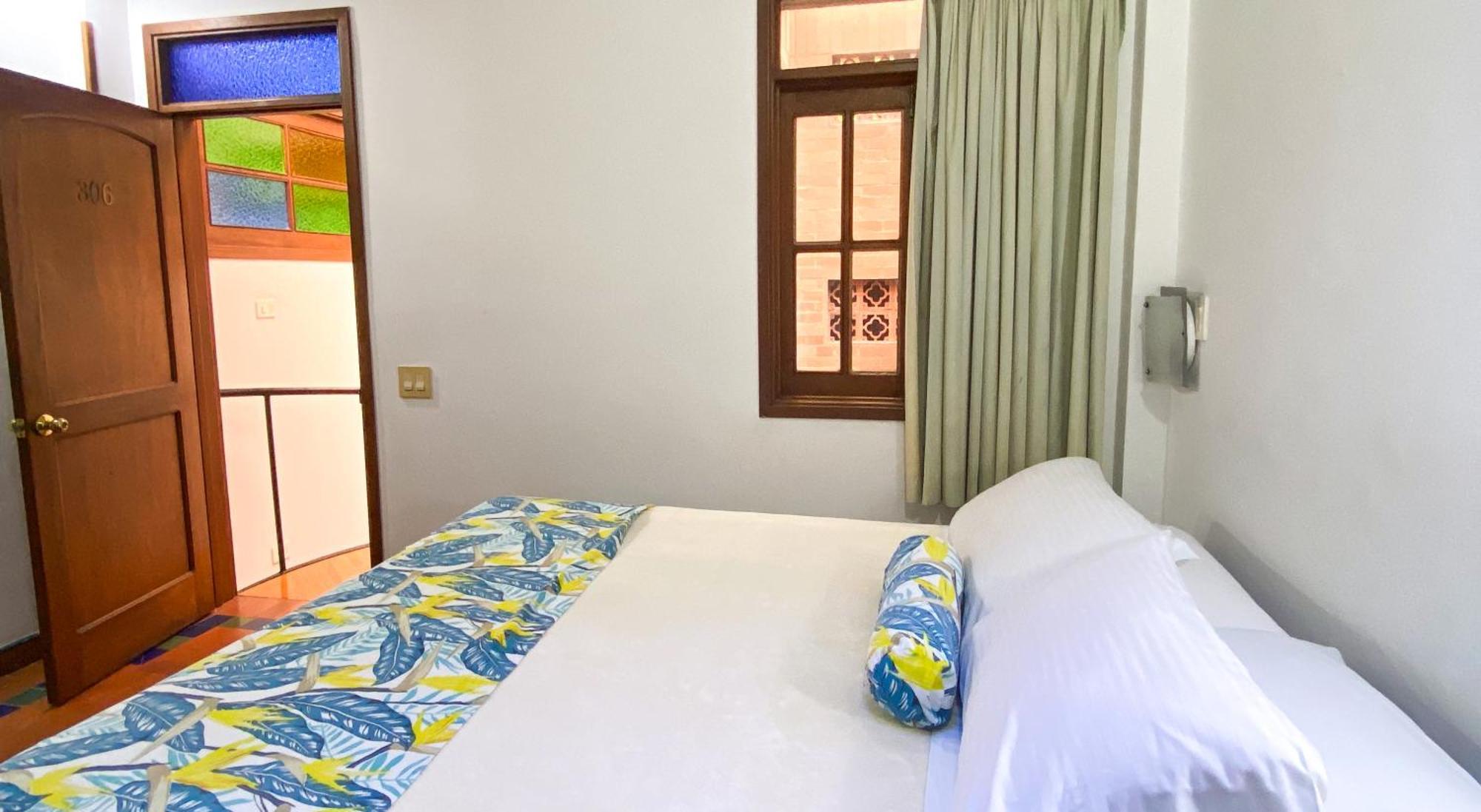 Hotel Casa Santa Monica Norte كالي المظهر الخارجي الصورة