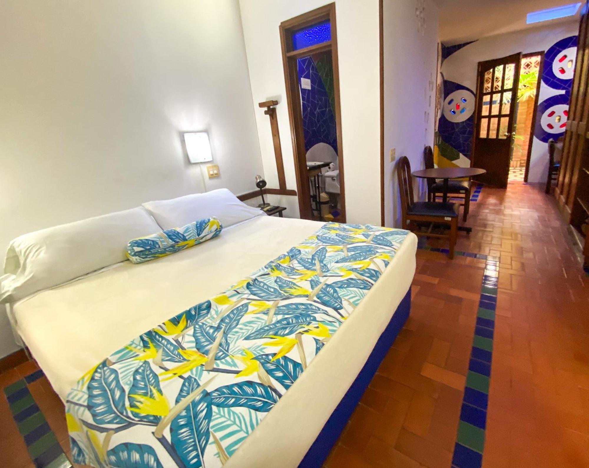 Hotel Casa Santa Monica Norte كالي المظهر الخارجي الصورة