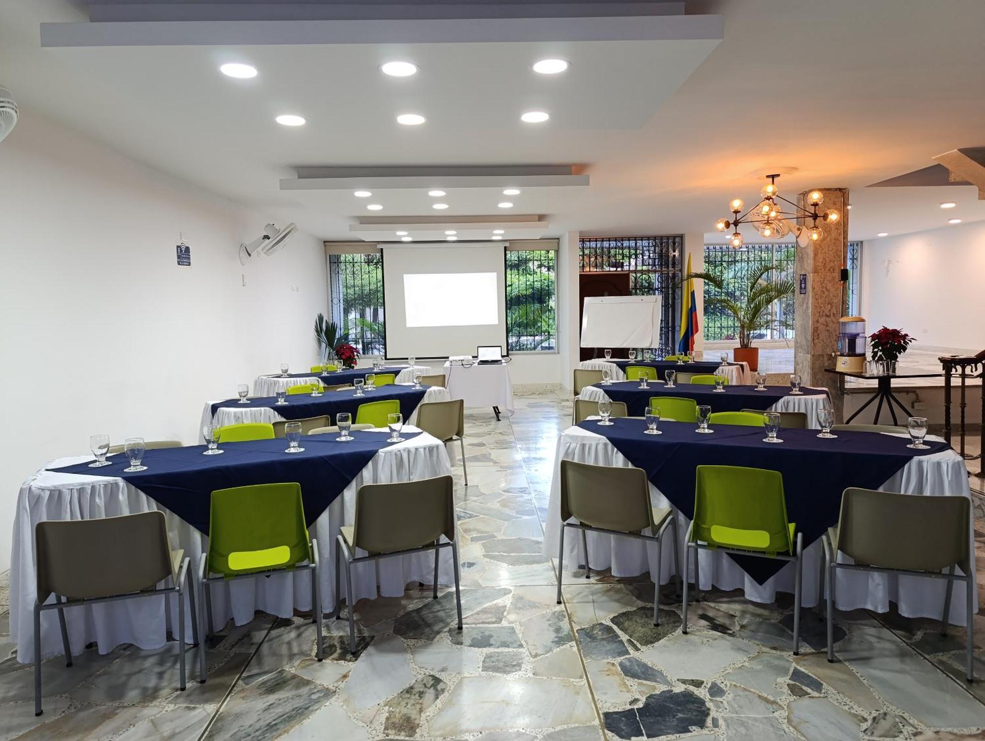 Hotel Casa Santa Monica Norte كالي المظهر الخارجي الصورة