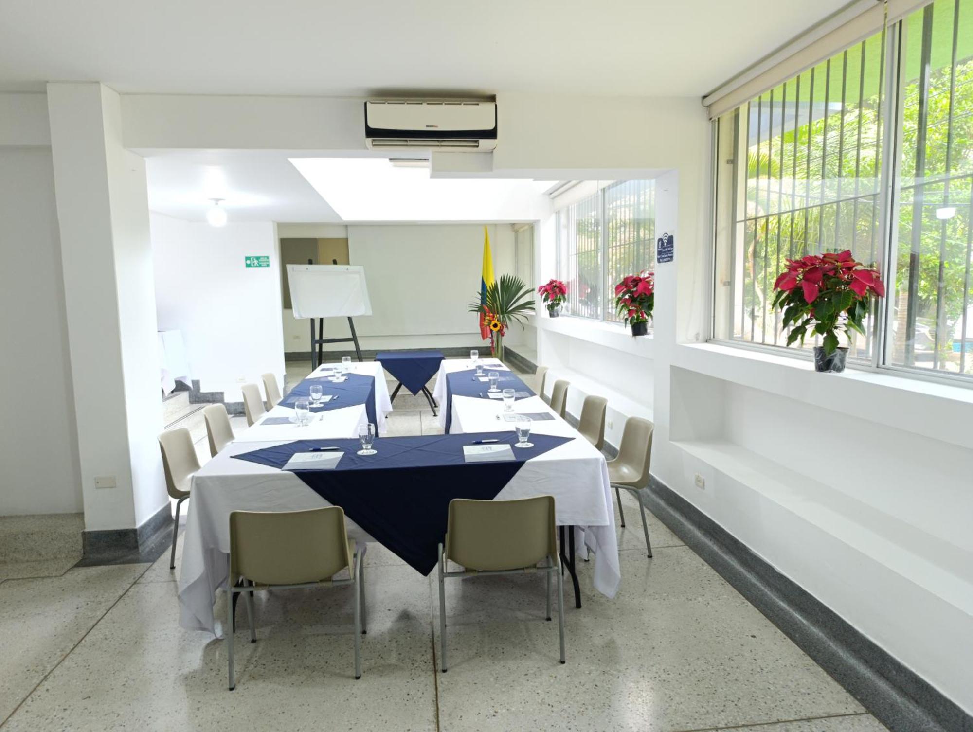 Hotel Casa Santa Monica Norte كالي المظهر الخارجي الصورة
