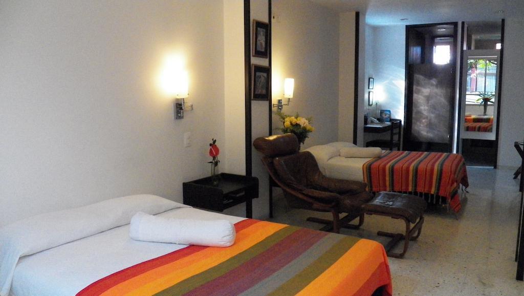 Hotel Casa Santa Monica Norte كالي الغرفة الصورة